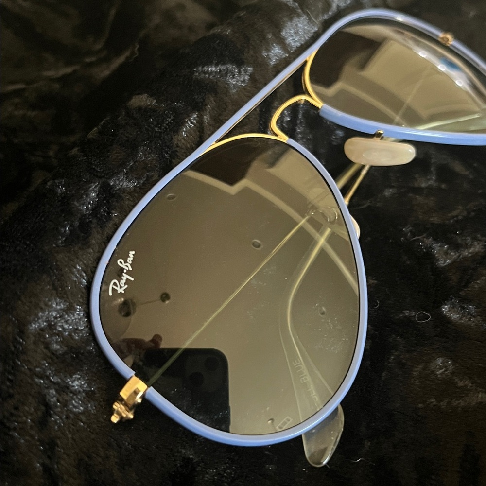 💙Blue Rim Aviator💙 - Picture 2 of 4